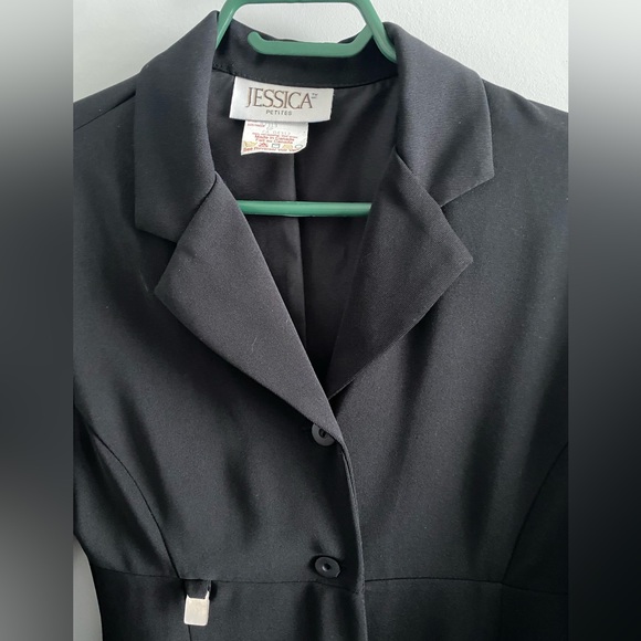 Black Jessica Blazer - Picture 2 of 3